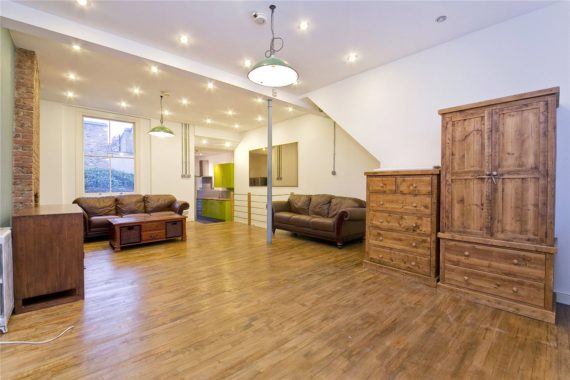 3 Bedroom Maisonette